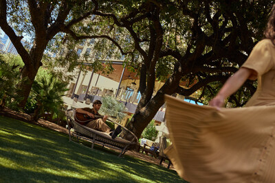 Resort like back lawn at Four Seasons Hotel Austin