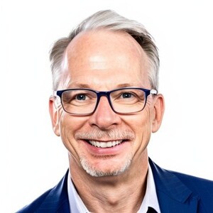 Brett Helgeson to Lead Visory as CEO Following Bob Hollander's Retirement