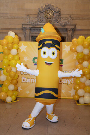 HAPPY NATIONAL DANDELION DAY! THOUSANDS OF GUESTS JOINED CRAYOLA AT ICONIC NEW YORK LANDMARK TO CELEBRATE COLOR AND CREATIVITY