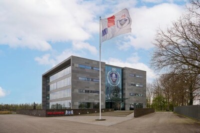 Unable to view the image, Please provide a valid URL.