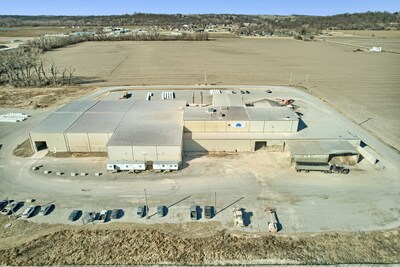With the modernization of its Midwest granulation facility, Omya is prepared to expand to serve new U.S. markets. The renovated plant also offers a new level of product quality and service to the Midwest agricultural sector. With the modernization of its Midwest granulation facility, Omya is prepared to expand to serve new U.S. markets. The renovated plant also offers a new level of product quality and service to the Midwest agricultural sector.