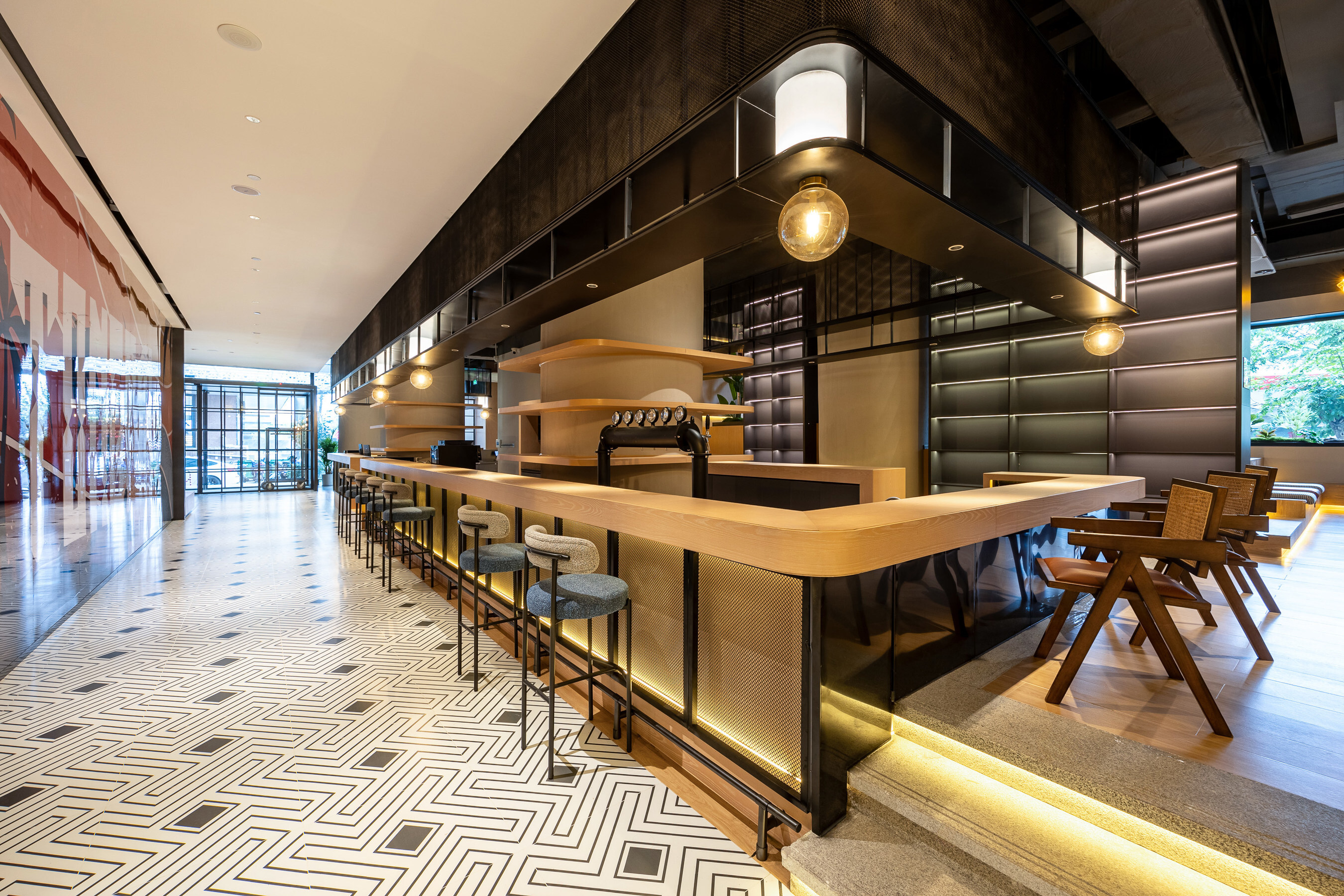 Unable to view the image, Please provide a valid URL.