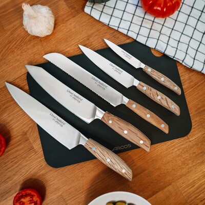 A 5-Knife Collection by José Andrés