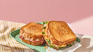 PANERA INTRODUCES FIRST-OF-ITS-KIND CROISSANT TOAST SANDWICHES TO LUNCH AND DINNER MENUS, LAUNCHES "IT JUST MEALS GOOD™" BRAND PLATFORM