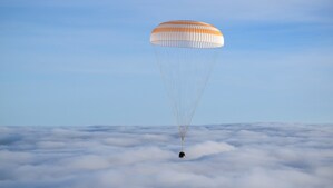 NASA Astronaut Don Pettit, Crewmates Complete Space Station Expedition