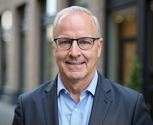 Bob Rowe Joins First Legal as President