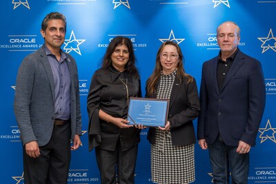From left: Mr. Maz Songerwala - SVP. Application Service Excellence Oracle, Ms. Rachna Sampayo - SVP of Human Resource for Oracle JAPAC, Ms. Gwen Wong – GM of Human Resource for FUJIFILM Business Innovation APAC, Mr. Garrett IIg - SVP and General Manager, Oracle JAPAC