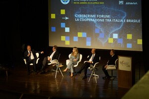 "El mundo no está preparado": autoridades italianas y brasileñas alertan sobre el crimen organizado en el entorno digital