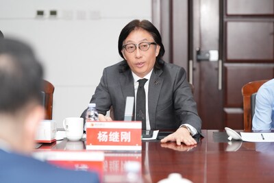 IBM咨询大中华区销售副总裁杨继刚发言