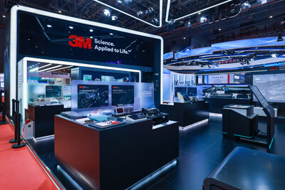 Auto Shanghai 2025의 3M 부스 내부 모습