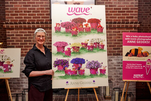 Wave® Gardening Celebrates 30 Years of Vibrant Color with Beloved Photographer Anne Geddes
