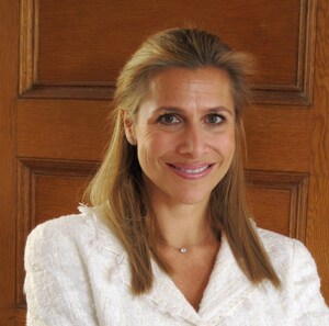 The Inner Circle acknowledges, Nicolla Hewitt as a Pinnacle Professional Member Inner Circle of Excellence