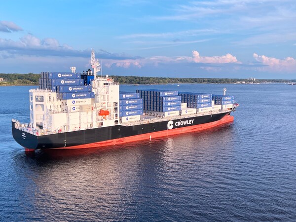 Copán, the second vessel in Crowley’s Avance Class fleet of LNG-powered containerships. Copán, the second vessel in Crowley’s Avance Class fleet of LNG-powered containerships.