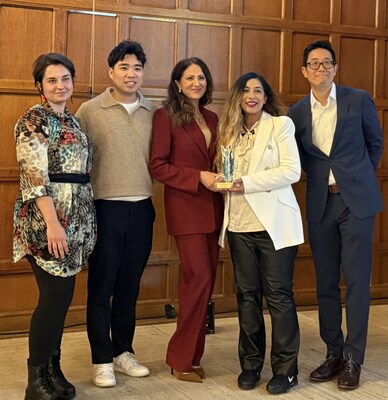 Unable to view the image, Please provide a valid URL.