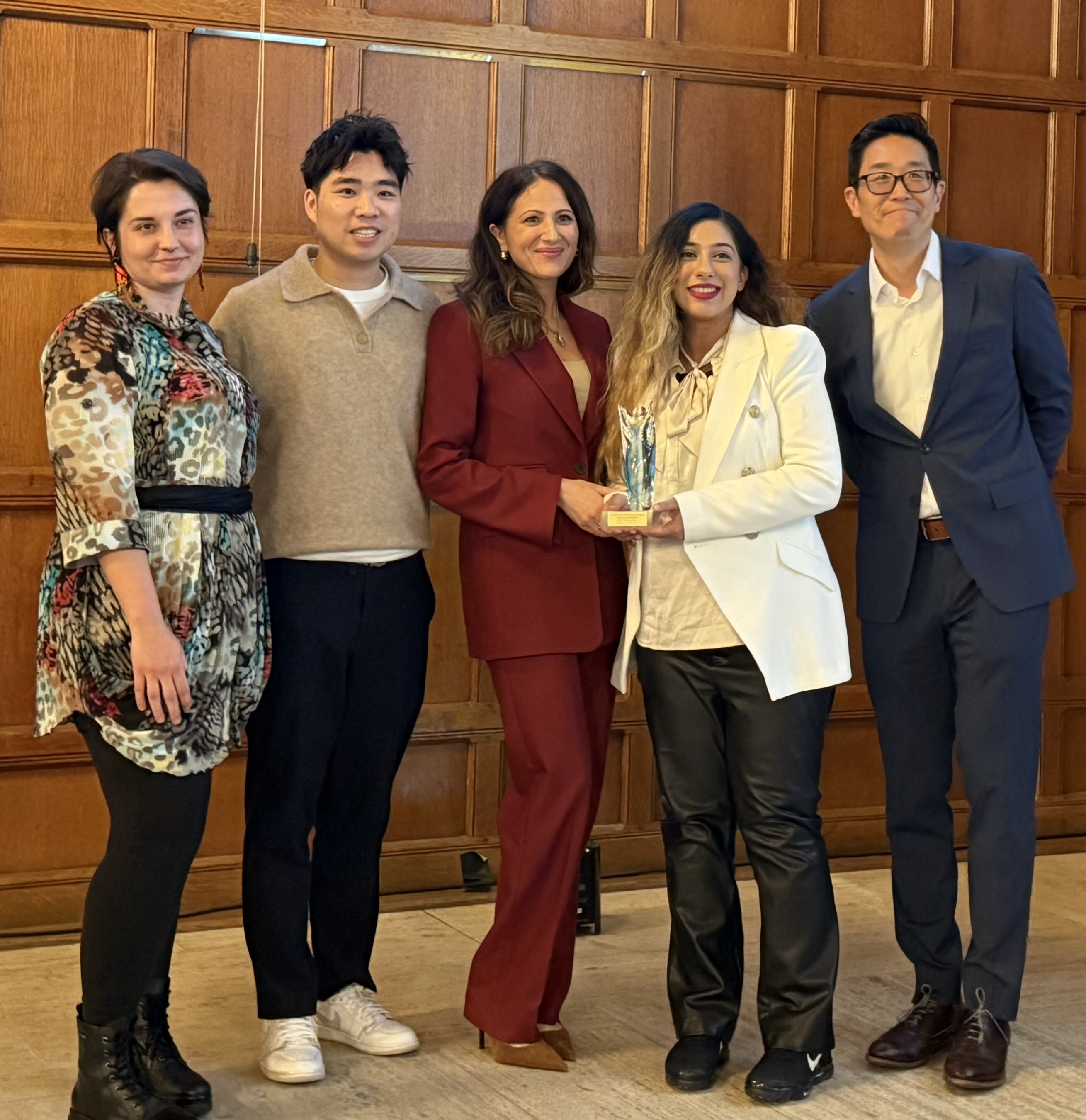 Unable to view the image, Please provide a valid URL.