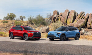 El Toyota Corolla Cross 2026 debuta con un estilo renovado por dentro y por fuera