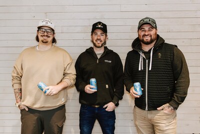 From left to right: HARDY, Ari Opsahl and Koe Wetzel. As Outlaw Light Beer surges into 2025 as America’s fastest-growing domestic light beer, the brand continues to gain national momentum through high-impact partnerships, including with music powerhouses HARDY and Koe Wetzel. (Photo credit: Outlaw Light Beer)
