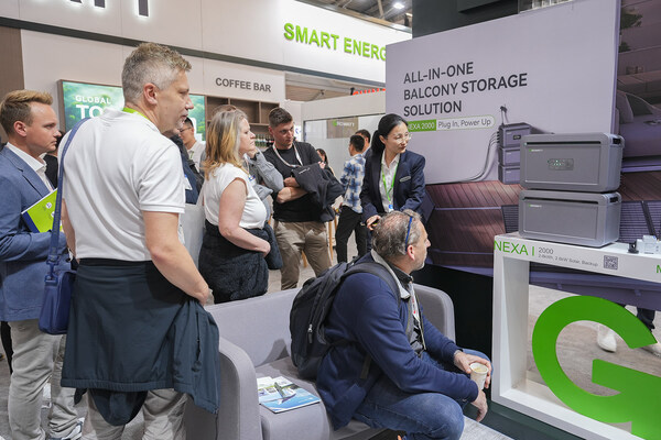 Growatt Product Launch Highlight: NEXA 2000 Balcony Storage System