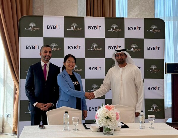 From right to left: Sheikh Almualla bin Ahmed Almualla - Co-founder and Board Member at Ghaf Labs; Helen Liu, Chief Operating Officer and Partner at Bybit; and Feras Al Sadek - Co-founder and Managing Partner at Ghaf Labs.