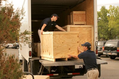 Handcrafted Custom Wooden Shipping Crates for Safe and Reliable Freight Transport