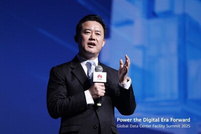 Charles Yang, Senior Vice President of Huawei and President of Global Marketing, Sales and Services, Huawei Digital Power (PRNewsfoto/Huawei Digital Power)