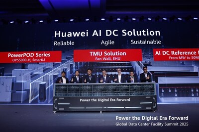 Huawei unveils AI Data Center Solution during the summit (PRNewsfoto/Huawei Digital Power)