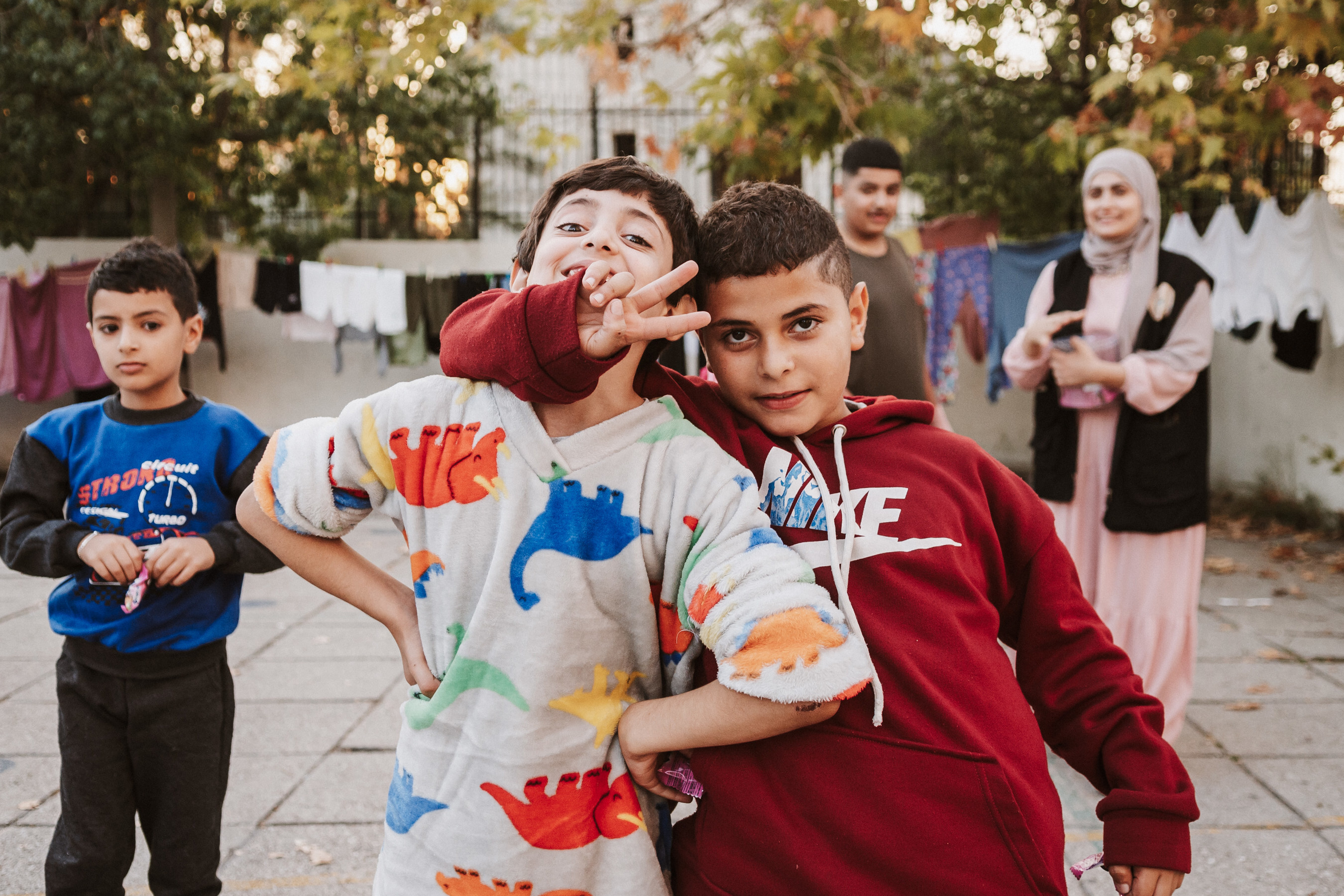 Unable to view the image, Please provide a valid URL.