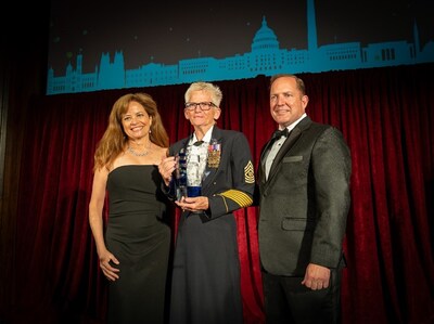 Above Left to right: President of The PenFed Foundation Andrea McCarren, Military Hero Award honoree Gretchen Evans and PenFed Credit Union President/CEO and PenFed Foundation CEO James Schenck.