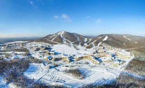 장백산 완다 국제 리조트, '겨울 관광 자원'을 '뜨거운 산업'으로 전환하는 데 선도적 역할