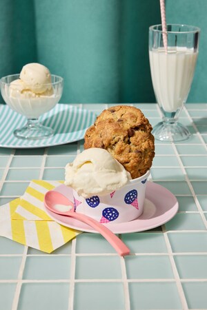 Levain Bakery Celebrates Summer with Cookies à La Mode Featuring Beloved Local Ice Cream Partners in Bakeries Nationwide