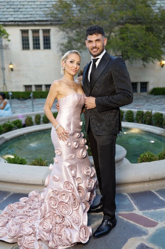 Unable to view the image, Please provide a valid URL.