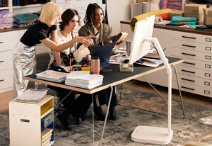 NEW LG SMART MONITOR SWING BOOSTS PRODUCTIVITY WITH FLEXIBLE STAND AND TOUCHSCREEN