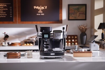 Maxim's La Seine X espresso machine Maxim's La Seine X espresso machine