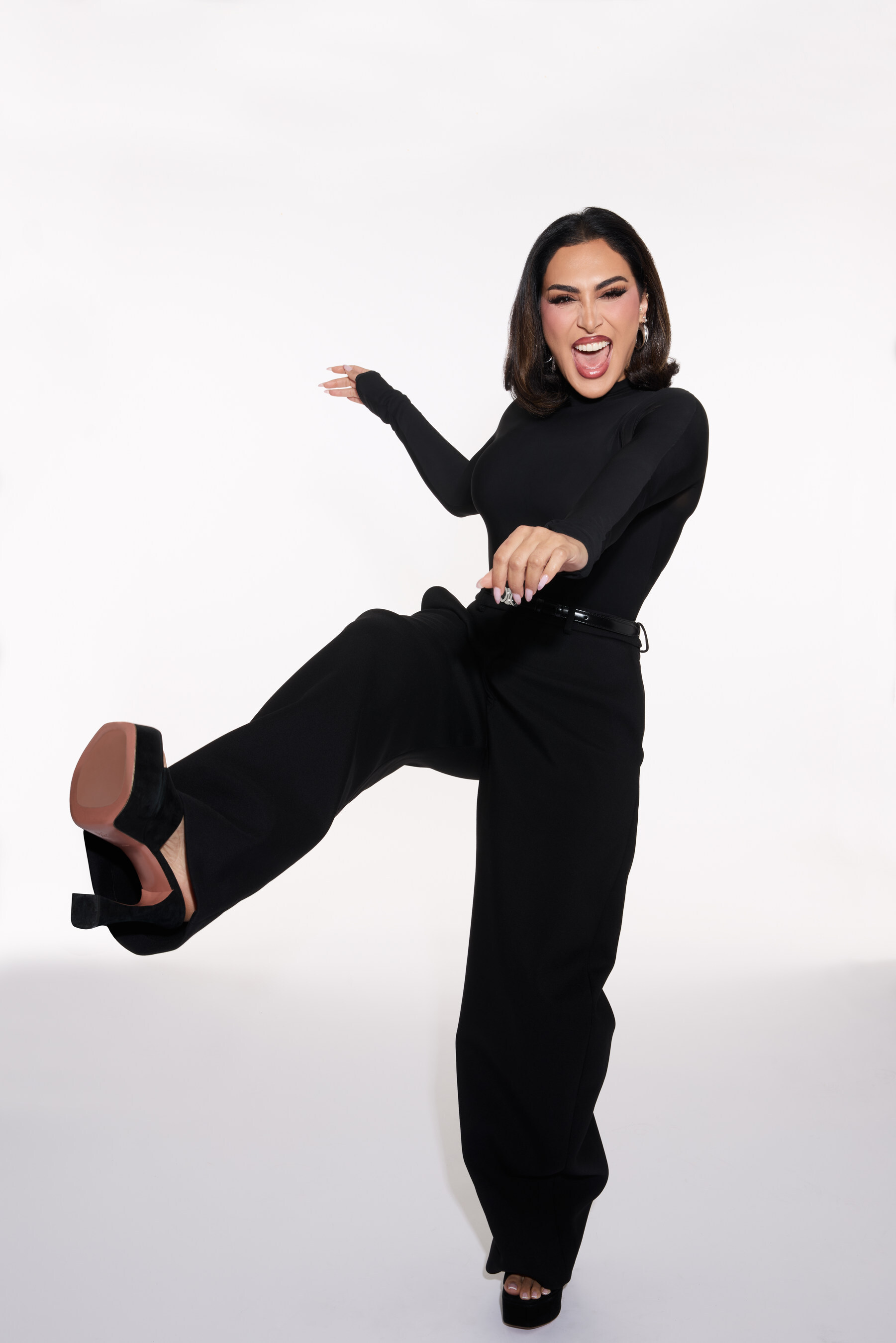 Unable to view the image, Please provide a valid URL.