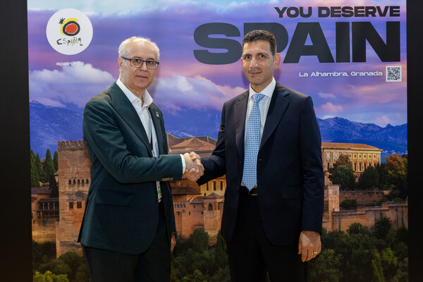 From left to right: Carlos Ruiz González, Director of Spain’s Tourist Office (Turespaña) for the GCC, and Mamoun Hmidan, Chief Business Officer at Wego