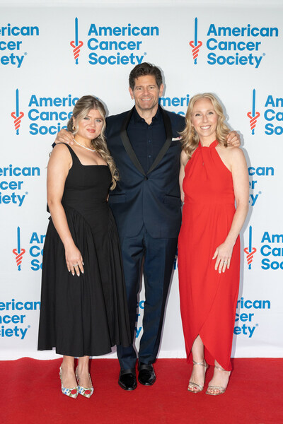 Taylor Alletto, BEDGEAR's Marketing & CSR Manager, Eugene Alletto, and Chloe Lipman, Vice President of Development at American Cancer Society at the 2025 Hope Lodge Bash Gala (Photo By Aiko Austin Photography)