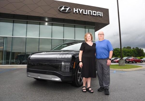 Jennifer and Dwayne Maynard and their 2026 IONIQ 9 at Mountain View Hyundai, Ringgold, Ga. (Photo/Hyundai)