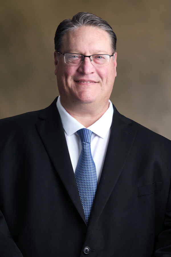 Graham-Final-Headshot