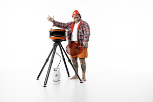 Matty Matheson and Gozney Collaborate on the Matty Matheson Signature Tread, a High-Temperature Oven Designed for Fun Outdoor Cooking