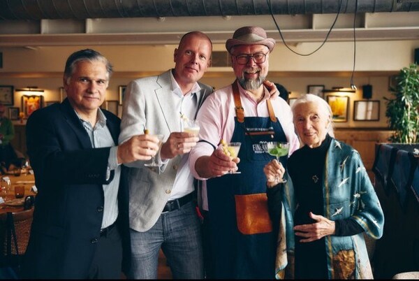 From left to right: Yannis Athanasiadis, Jaak Mikkel, and Pekka Pellinen from Finlandia Vodka, with Dame Jane Goodall (PRNewsfoto/Finlandia Vodka)