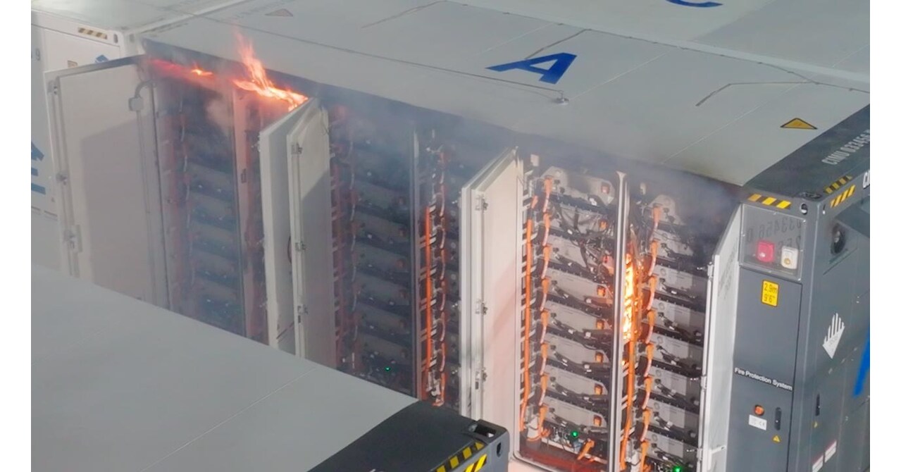 Hithium completes the Worlds First All Open-Door Large-Scale Fire Test Hithium completes the Worlds First All Open-Door Large-Scale Fire Test