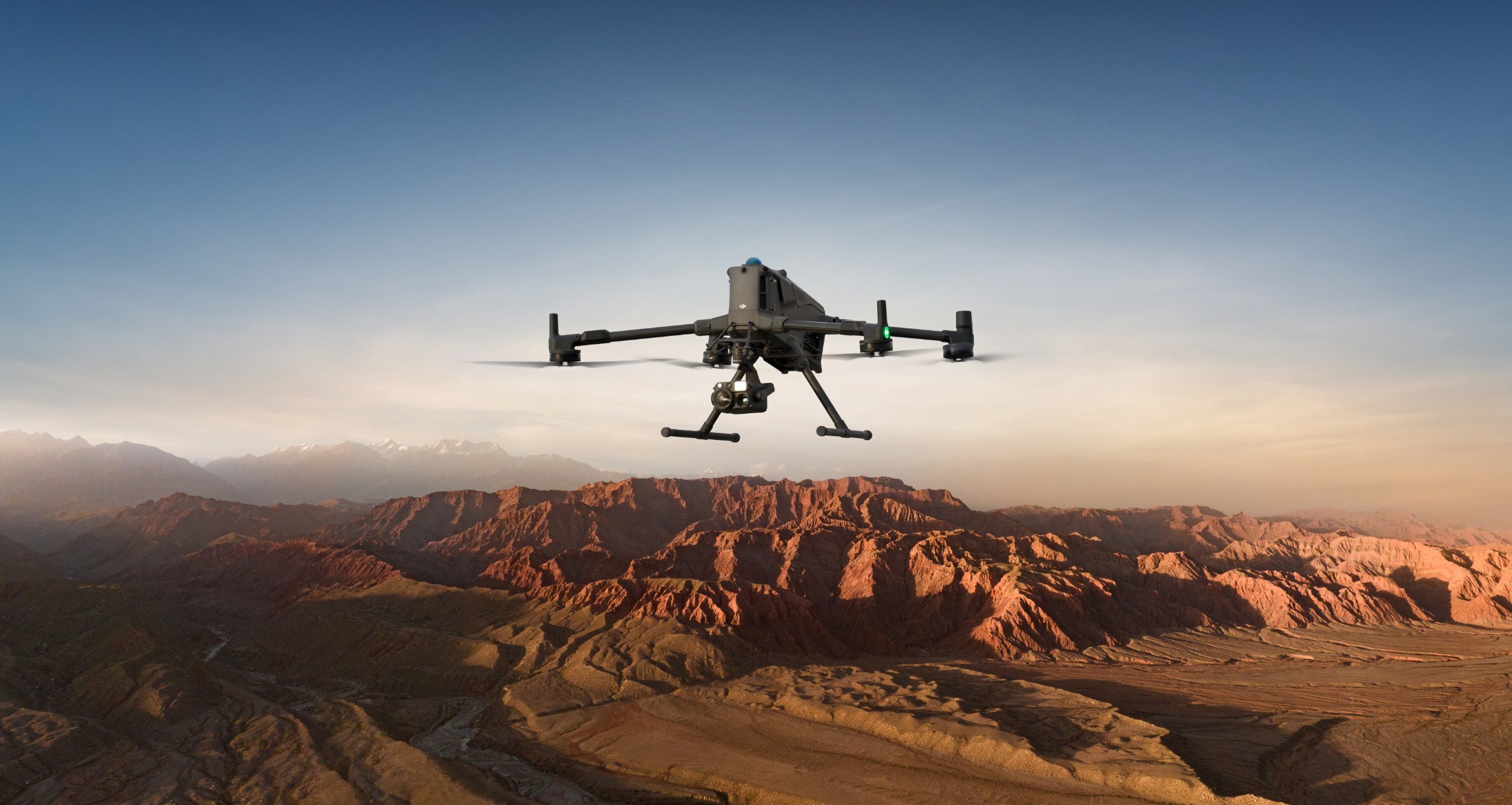 DJI Matrice 400 setzt neuen Standard für intelligente und effiziente Langzeit-Luftmissionen