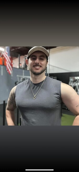 Empowering Busy Adults: Ferraro Fitness Coaching's Flexible Online Programs