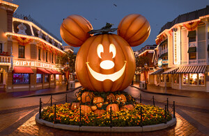 Disneyland Resort Announces 2025 Fall Fun: Halloween, Plaza de la Familia and Oogie Boogie Bash - A Disney Halloween Party