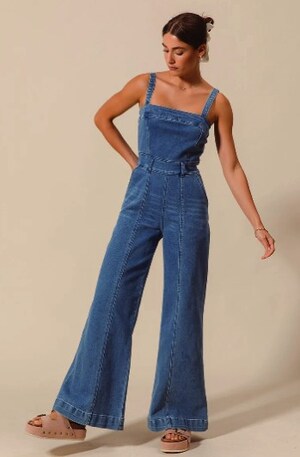 Just G's Boutique Transitions to Online Shopping with Exclusive VIP Days in Store