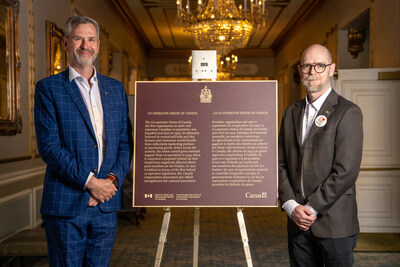 Le gouvernement du Canada reconnaît l'importance historique nationale de la Co-operative Union of Canada, la première organisation à unir et à représenter les coopératives canadiennes