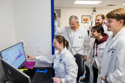 Royal Canin Invests $500K in Texas A&M College of Veterinary Medicine & Biomedical Sciences