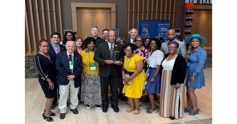 USSFCU President & CEO Timothy L. Anderson Named 2025 CEO of the Year ...