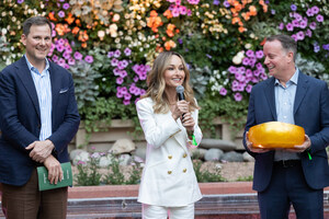 OCEANIA CRUISES® NAMES A COLLECTION OF FOOD &amp; WINE BEST NEW CHEFS AS GODPARENTS OF NEWEST SHIP, OCEANIA ALLURA™