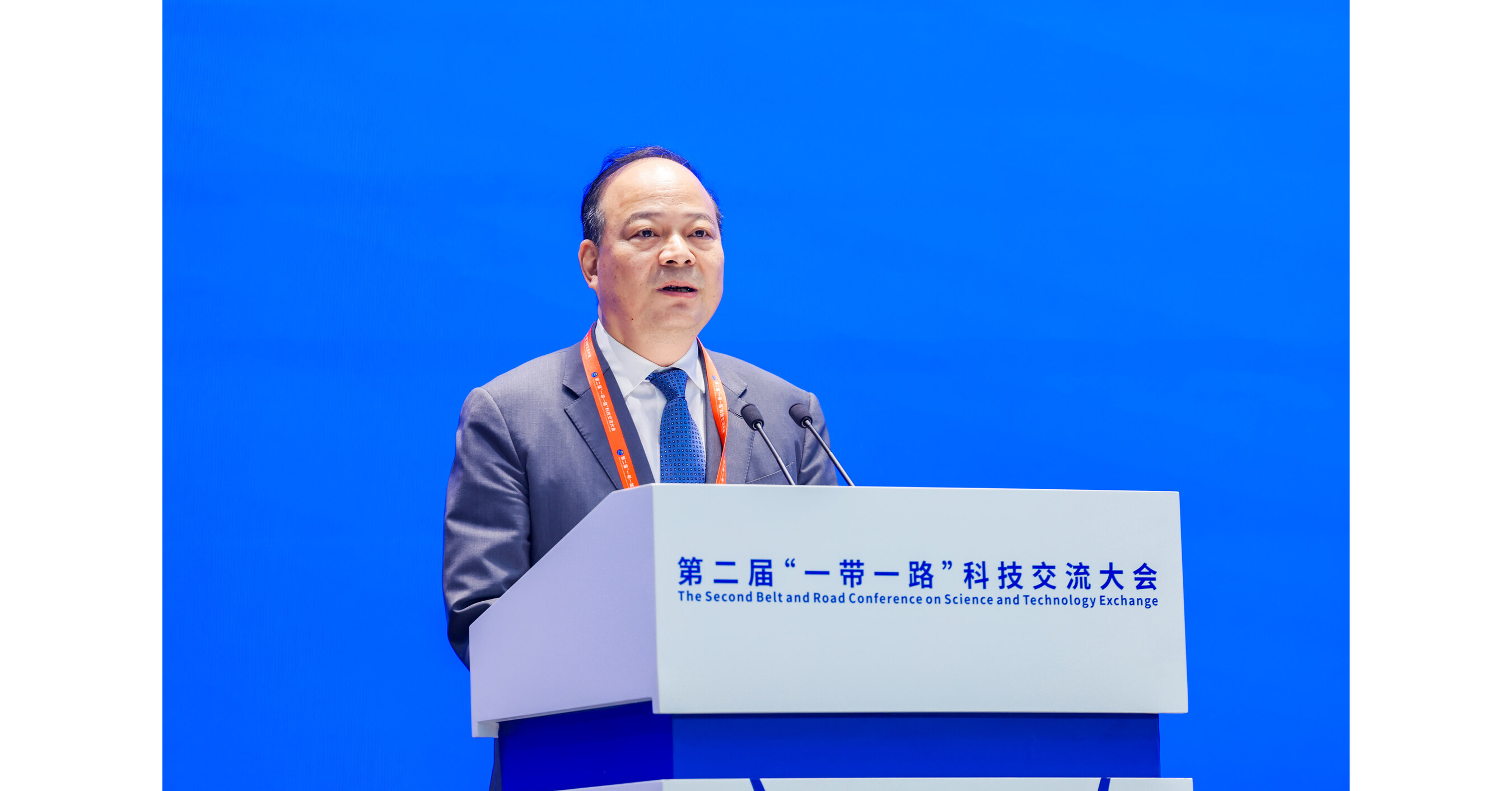 Chairman &amp; CEO, CATL, Robin Zeng, Paparkan Visi Transisi Nol Karbon Global dan Kolaborasi yang Semakin Erat di Sebuah Konferensi Penting